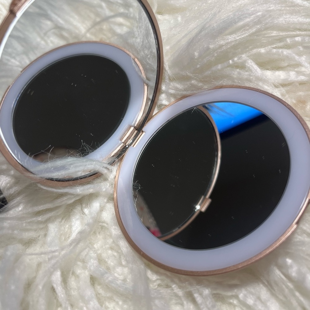 IMPRESSIONS LED COMPACT MIRROR - Picture 3 of 5
